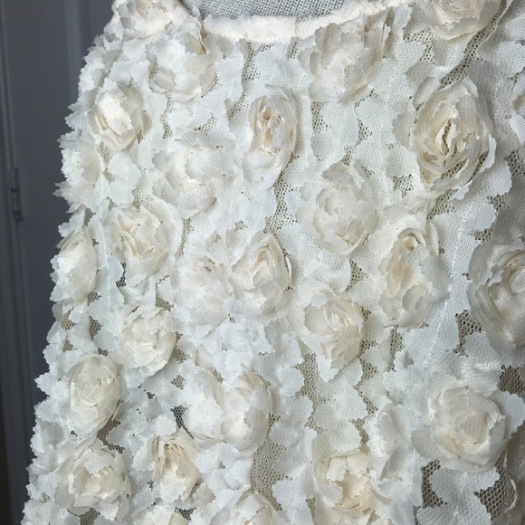 Forever 21 Exclusive 3-D Rose Delicate Lace Tank Top - Picture 2 of 5